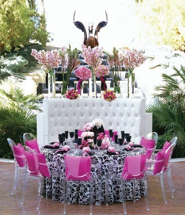 decor reception chic noir et fushia